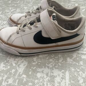 Nike Kids White and Black Sneakers